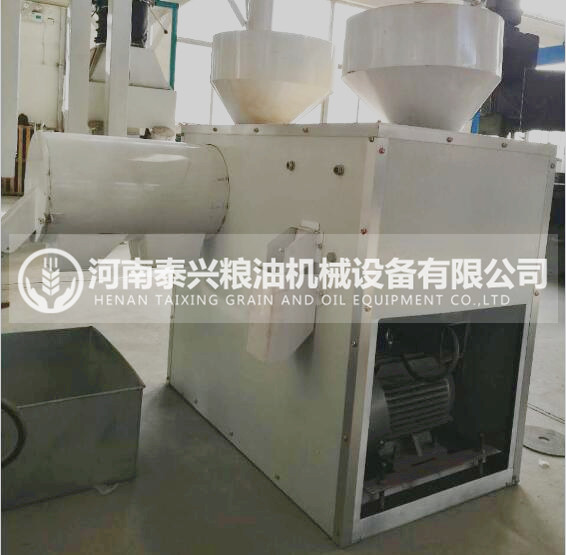 玉米脫皮制糝制粉機